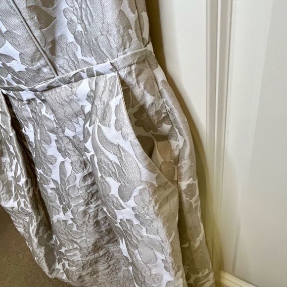 Strapless mini dress cream taupe brocade Cynthia Steffe - Picture 4 of 11